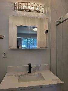 Beautifully Renovated 3-Bedroom Main Floor Home in Surrey - Photo 9