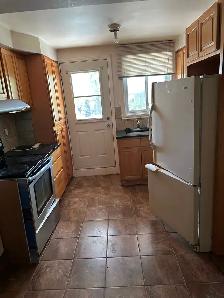 5 1/2 haut duplex 3 chambres très propre rénové Montreal NDG