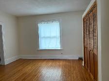 Excellent Income Potential Well maintained Corner Triplex - Photo 5