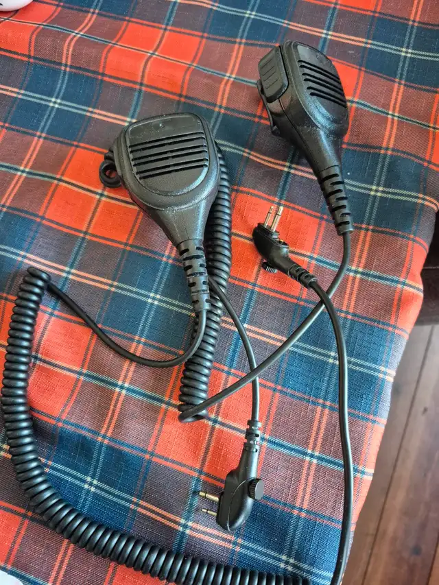 2 microphones pour HYT Hytera