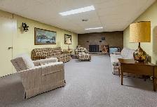Live in central Old Markham Village - 3 Bedroom, 2 Bath Bungalow - Photo 7