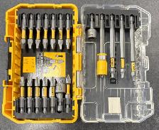 Dewalt Drill Bit & Screwdriving Set(s) in Case x4 Available - Photo 3