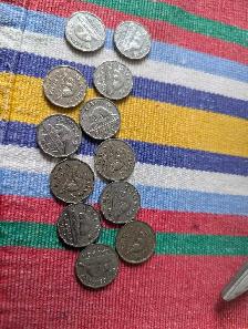 vintage Canadian 5 cent coins - Photo 2