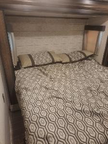2019 Montana 310 RE - Photo 5