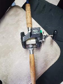 LIne counter fishing reel combo - Photo 7
