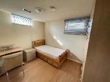 Furnished basement private BR for rent in NW everything included - Photo 5