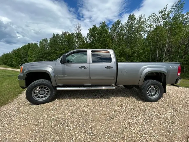 GMC Sierra SLE 3500HD Duramax Diesel