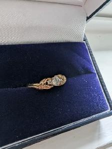 Brand New 10K Yellow Gold Diamond Ring For Sale - Photo 3