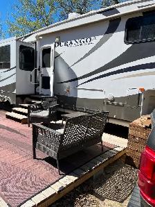 40 foot Durango fifth wheel seasonal lot - Photo 3