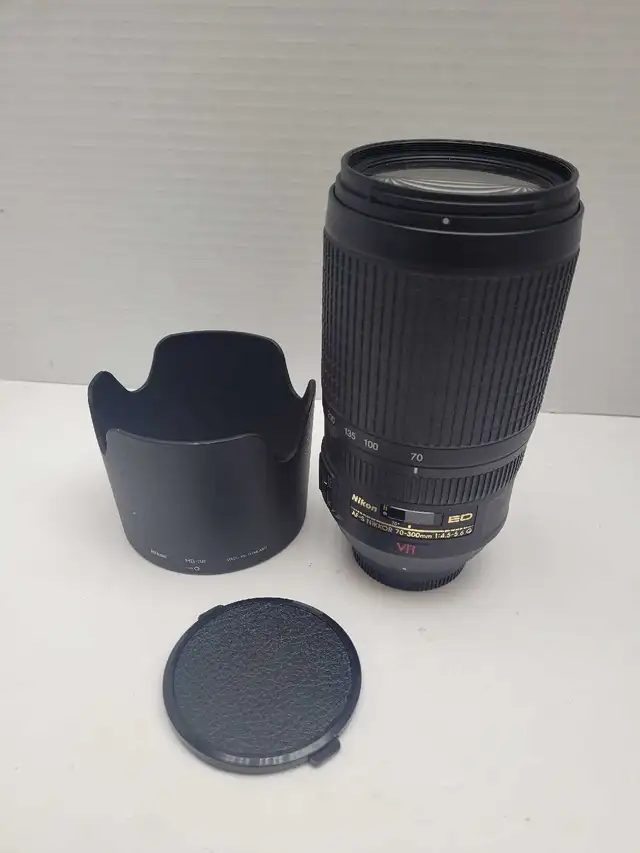 Nikon 70-300mm 1:4.5-5.6 G AF-S Nikkor ED VR Lens F-mount