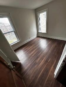 Heritage Upper Unit for Rent – 762 Victoria Ave, Windsor ON - Photo 6