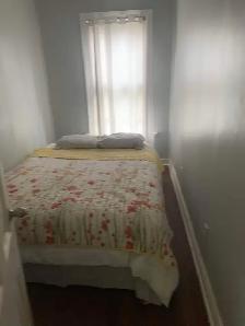 Beautiful Queen Mattress & BOX Spring $350 SET  Delivery