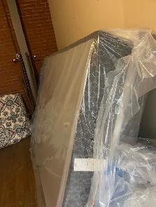Beautiful Queen Mattress & BOX Spring $350 SET  Delivery - Photo 5