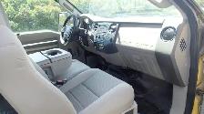 08 Ford F350 diesel 4x4 Service Truck with hydraulic tailgate - Photo 7