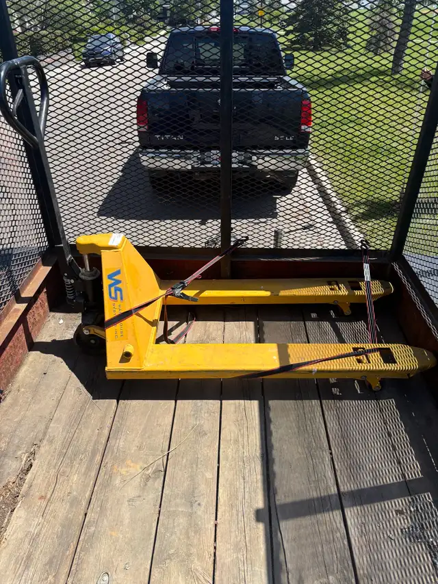 pallet jack
