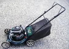 MASTERCRACT REAR BAG GAS LAWN MOWER - Photo 2