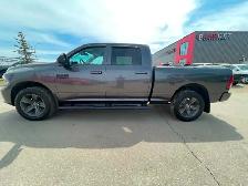 2015 Dodge Ram 1500 Sport 5.7L HEMI V8 8-Speed 4x4 crew-cab - Photo 4