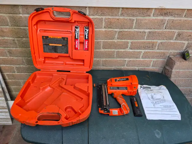 Paslode 16-18 Gauge Cordless Finish Nailer 1 Battery 3 Cartiges