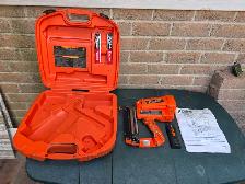 Paslode 16-18 Gauge Cordless Finish Nailer 1 Battery 3 Cartiges