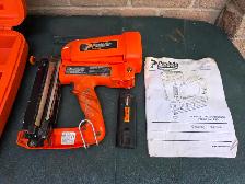 Paslode 16-18 Gauge Cordless Finish Nailer 1 Battery 3 Cartiges - Photo 5
