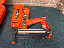 Paslode 16-18 Gauge Cordless Finish Nailer 1 Battery 3 Cartiges - Photo 7