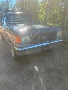 1987 Ford f150 4x4, 302 4-speed, $3500. 306-290-4877 - Photo 2
