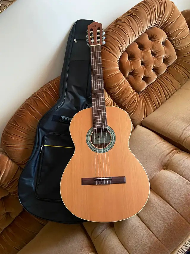 ALMANSA 400 Nature Classical Guitar, Spain, Case, Excellent!!