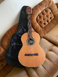 ALMANSA 400 Nature Classical Guitar, Spain, Case, Excellent!!