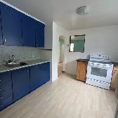 16 COTTAGE ROAD - UPPER&LOWER UNITS AVAILABLE NOW! LAUNDRY INCL - Photo 9