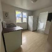 16 COTTAGE ROAD - UPPER&LOWER UNITS AVAILABLE NOW! LAUNDRY INCL - Photo 11