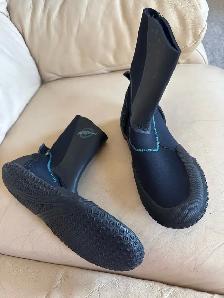 Neil Pryde Water Shoes