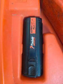Paslode Impulse Cordless Framing Nailer Battery Charger & 3 Fuel - Photo 9