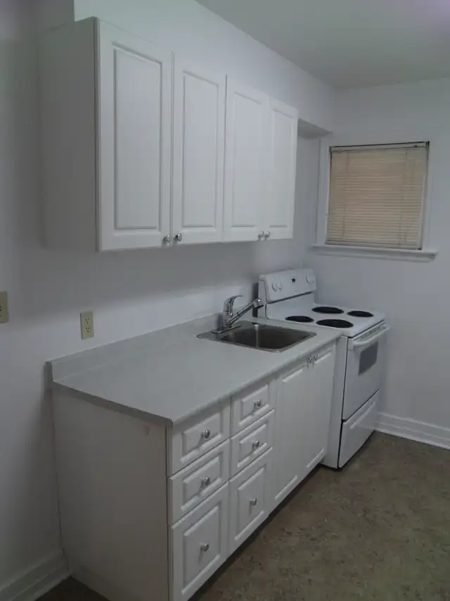 University Student Housing - Across from the U of S