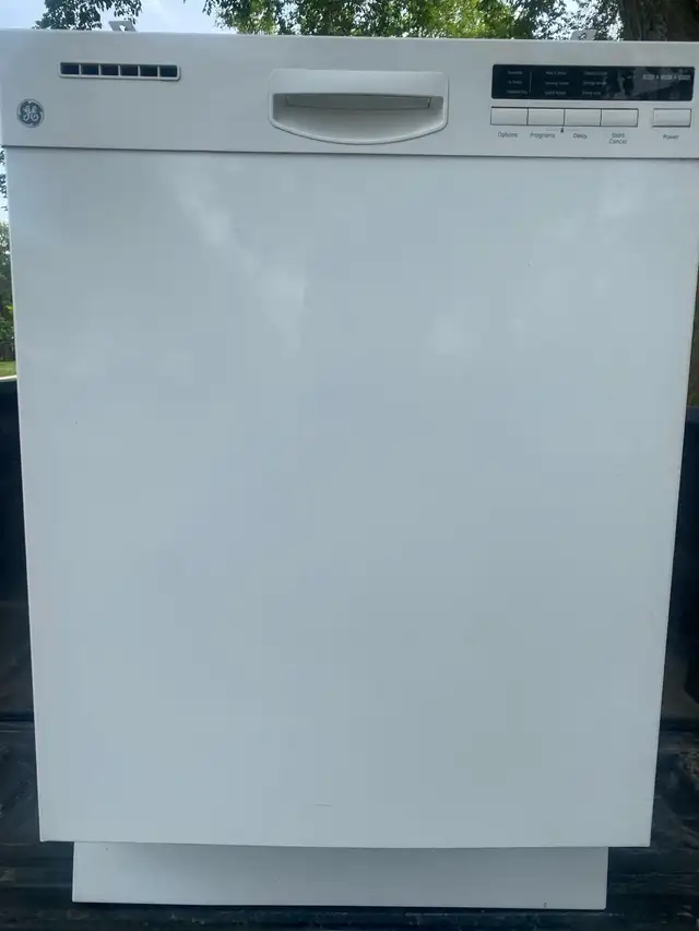 white dishwasher