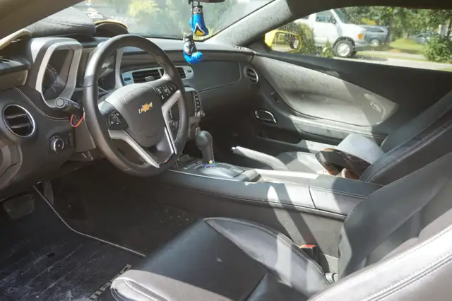 2014 CAMARO Chevrolet (Selling as Owner)