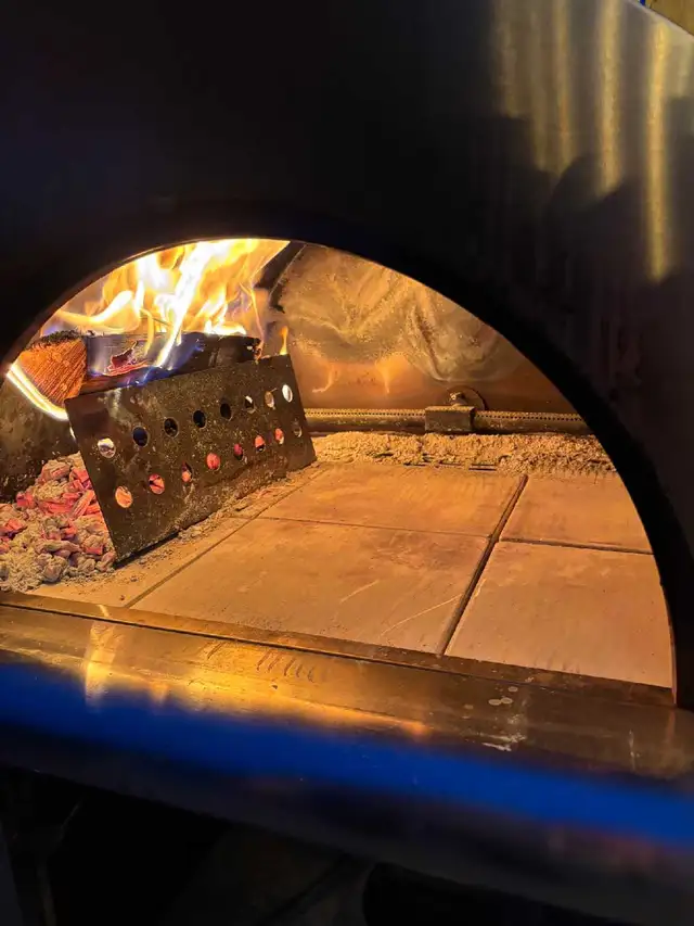 wood for smokers, grills & pizza ovens