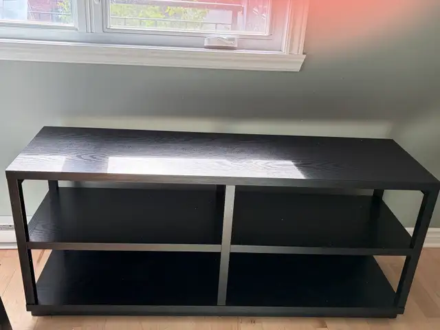 Meuble de TV en très bon état!
