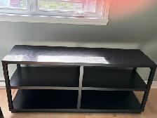 Meuble de TV en très bon état!