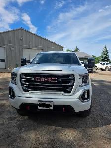 2020 GMC AT4 1500 - Photo 2