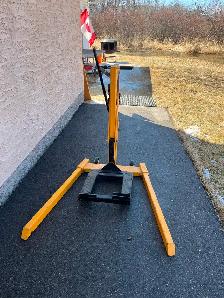 Motorcycle Storage Stand - Photo 2