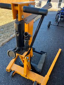 Motorcycle Storage Stand - Photo 3