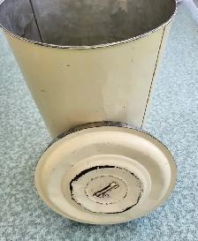 Collectible tins - Photo 7
