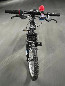 Supercycle Impulse Mountain Bike 20' Wheel SIze...Like new. - Photo 5
