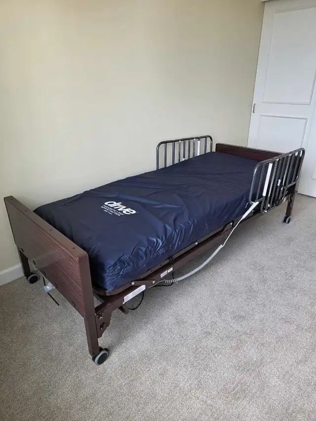 Hospital Bed - NEW Package