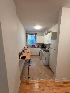 ☀️ GRAND STUDIO / 2½ – NDG – DISPONIBLE 1ER JUILLET ☀️ - Photo 4