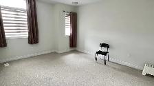 One Master bedroom for rent in Sharon, East Gwillimbury - Photo 2