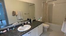 One Master bedroom for rent in Sharon, East Gwillimbury - Photo 6