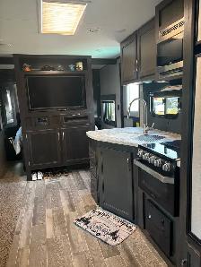 camper for sale - Photo 10
