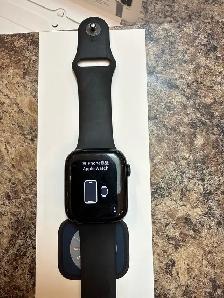 Apple Watch 8 GPS - Photo 2