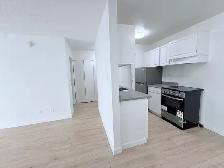 Just Renovated | Large 1-Bedroom | Steps to Waterfront Park - Photo 5